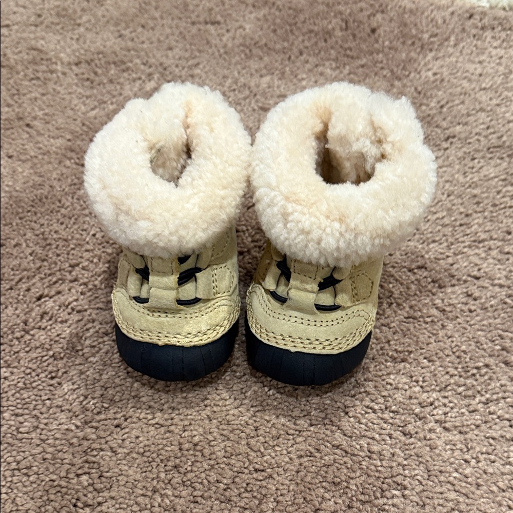 Sorel Cream and Black Kids Boots